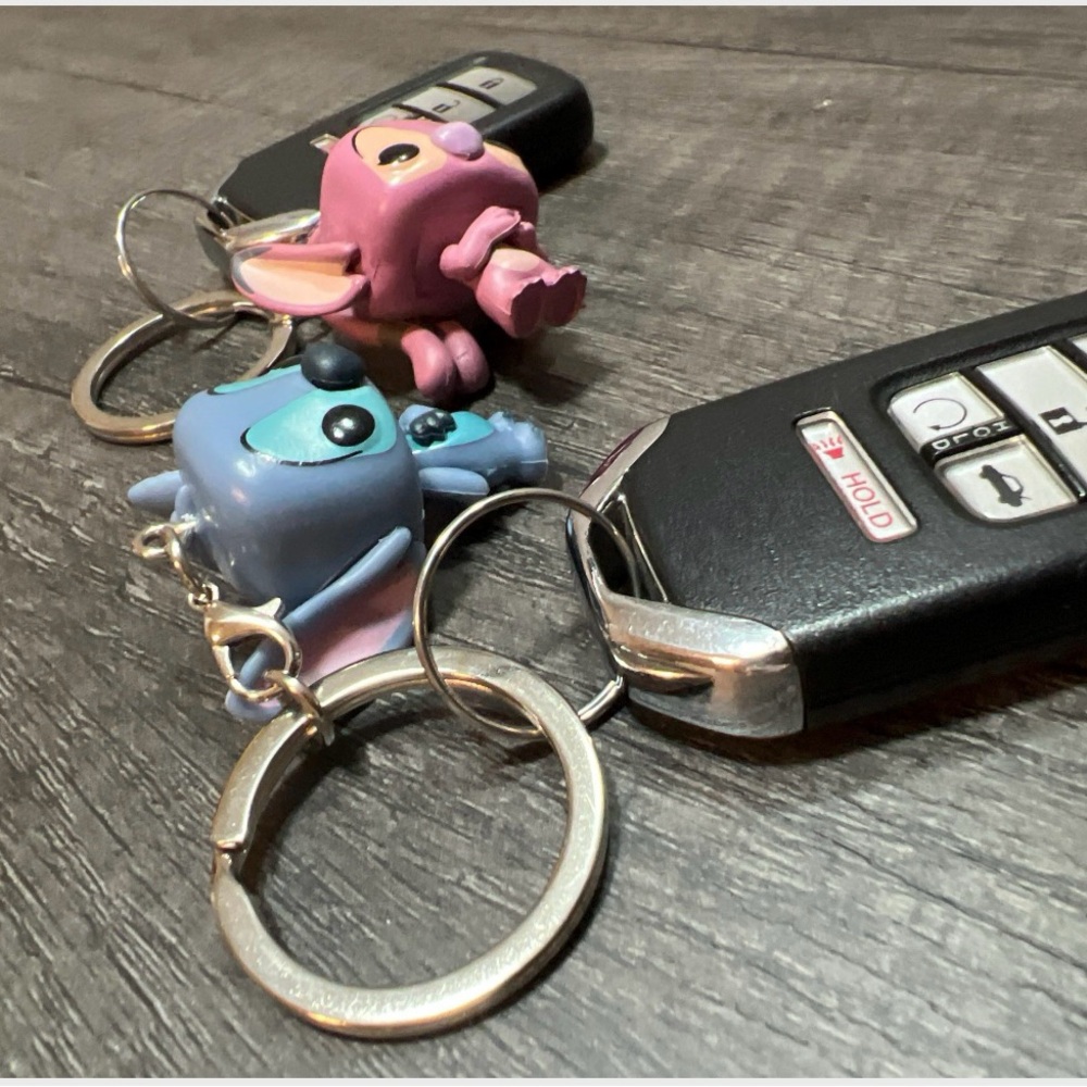 Disney stitch&angel Keychain/ lilo movie/ Disney characters - Picture 4 of 4